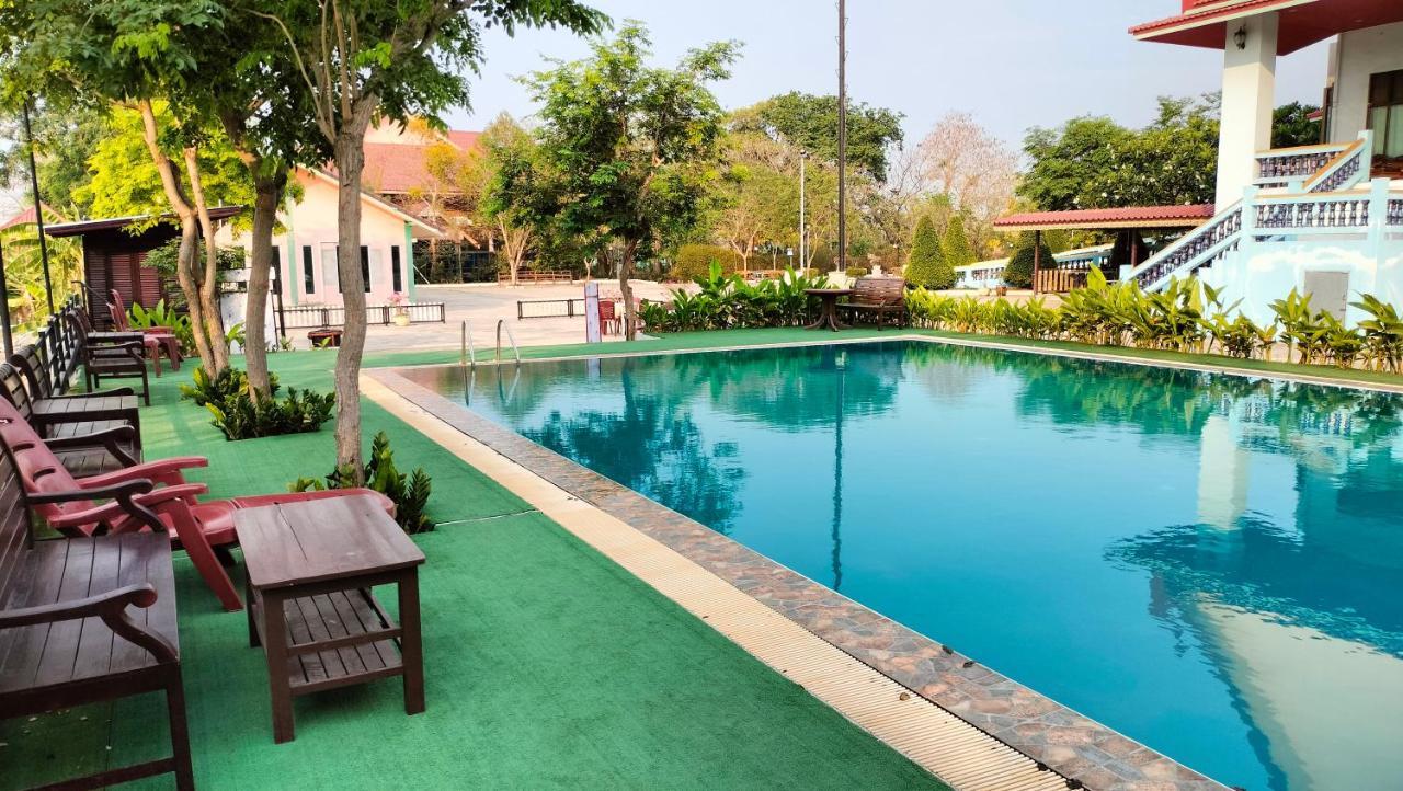 Toh Buk Seng Ayutthaya Hotel Kültér fotó